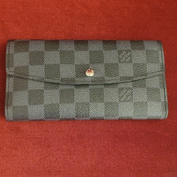 Louis Vuitton Black Checkered Wallet - Picture 1 of 6